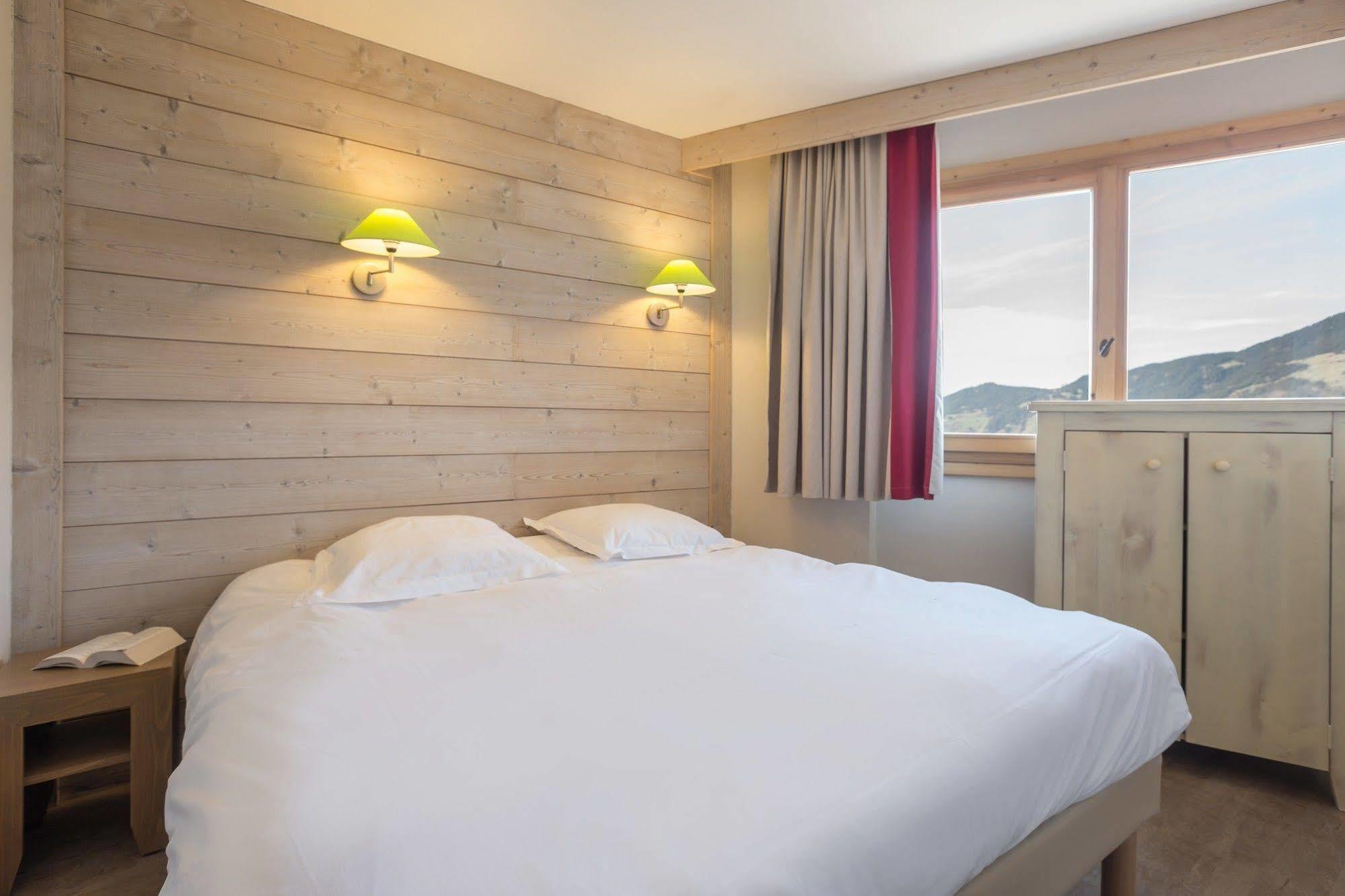 Pierre & Vacances Residence Le Christiana 拉达尼亚 外观 照片